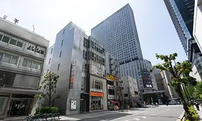 梅田アップル歯科の外観